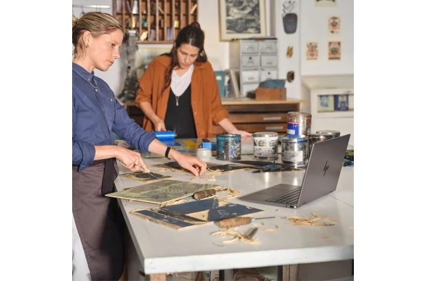 Laptop 2w1 HP Envy X360 14-fc0094nw / A01FHEA  / Intel Ultra 5 / 16GB / SSD 512GB / Intel Graphics / 2.8K / Dotyk / Win 11