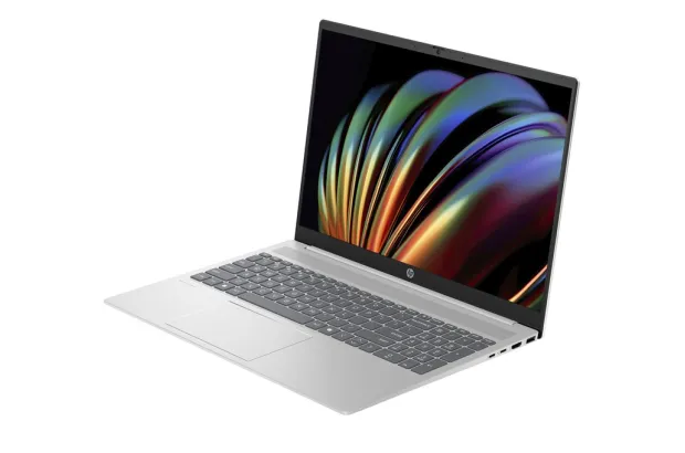 Laptop HP Pavilion 16-af0064nw / A01FZEA / Intel Ultra 5 / 16GB / SSD 1TB / Intel Graphics / WUXGA / Win11 / Srebrny