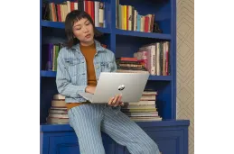 Laptop HP 15-eg2175nw / 714A5EA / Intel i5-12 / 8GB / SSD 512GB / Intel Xe / FullHD / FreeDos