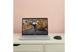 Laptop HP Pavilion 17-cn4047nr / A05FXUA / Core 7 / 16GB / SSD 1TB / Intel Xe / FullHD / Win 11 / Srebrny