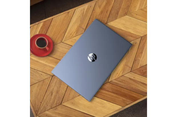 Laptop HP Pavilion 15-eh1052wm / 4J8D6UA / AMD Ryzen 5 / 8GB / SSD 512GB / AMD Radeon / FullHD / Win 11 / Niebieski