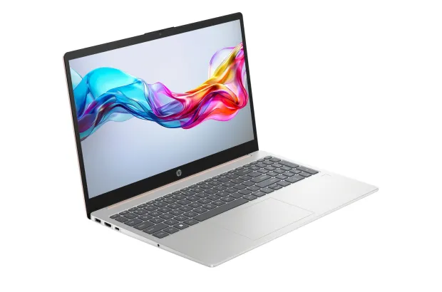 Laptop HP Pavilion 15-fd0013ca / 81U94UA / Intel i3-13 / 16GB / SSD 512GB / Intel Xe / FullHD / Win 11 / Srebrny