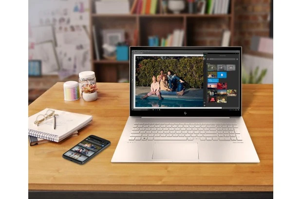 Laptop HP Envy 17-CH2071 / 683G8UA / Intel i7 / 16GB / SSD 512GB / Iris Xe / FullHD / Dotyk / Win 11 / Srebrny