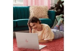 Laptop HP Envy 17-CH2071 / 683G8UA / Intel i7 / 16GB / SSD 512GB / Iris Xe / FullHD / Dotyk / Win 11 / Srebrny