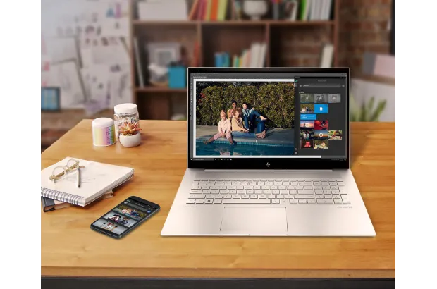 Laptop HP Envy 17-CH2071 / 683G8UA / Intel i7 / 32GB / SSD 1TB / Iris Xe / FullHD / Dotyk / Win 11 / Srebrny