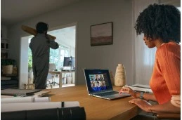 Laptop HP EliteBook 830 G10 / A44S5U8 / Intel i5-13 / 16GB / SSD 512GB / Intel Xe / FullHD / Win 11 Pro / Srebrny