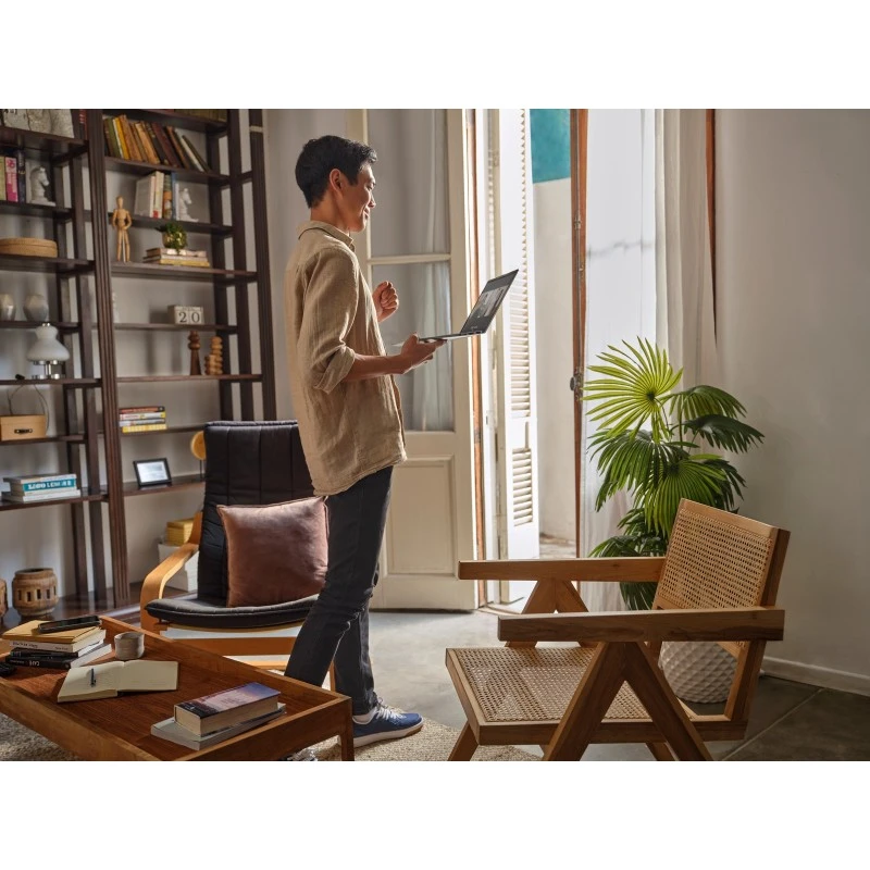 Laptop HP Pavilion 15-eg3009na / 800Q7EA / Intel i3-13 / 8GB / SSD 256GB / Intel UHD / FullHD / Dotyk / Win 11 / Srebrny