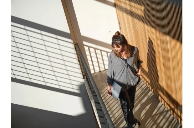 Laptop HP Pavilion 15-eh3010na / 8B3U1EA / AMD Ryzen 7 / 16GB / SSD 512GB / AMD Radeon / FullHD / Win 11 / Srebrny