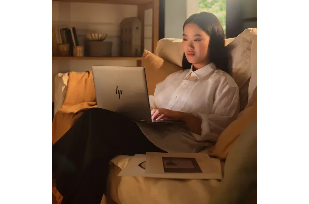 Laptop 2w1 HP Envy X360 14-fc0104nw / A01FJEA  / Intel Ultra 5 / 16GB / SSD 512 GB / Intel Graphics / WUXGA / Dotyk / Win 11