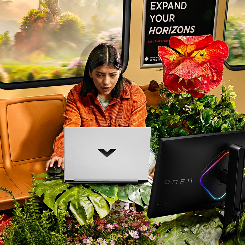 Laptop HP Victus 16-r1504nw / AZ5R9EA / Intel i7-14 / 16GB / SSD 1TB / Nvidia RTX 4070 / FullHD / 144Hz / Win 11 / Biały