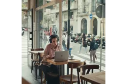 Biznesowy Laptop HP EliteBook 860 G10 / 9G0F9ET / Intel Ultra 7 / 16GB / SSD 512GB / Intel Xe / WUXGA / Win 11 Pro / Srebrny