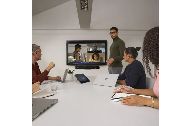 Biznesowy Laptop HP EliteBook 860 G10 / 96X74ET / Intel i7-13 / 16GB / SSD 512GB / Intel Xe / WUXGA / Win 11 Pro / Srebrny