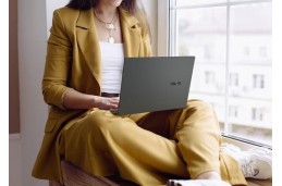 Laptop Asus ZenBook 14 Q415 / Q415MA-U5512 / Intel Ultra 5 / 8GB / SSD 1TB / Intel Graphics / WUXGA / OLED / Dotyk / Win 11