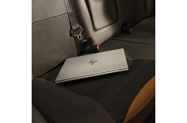 Laptop HP EliteBook 840 G11 / A26PXEA / Ultra 5 125U / 16GB / SSD 512GB / Intel Graphics / WUXGA / Win 11 Pro / Srebrny