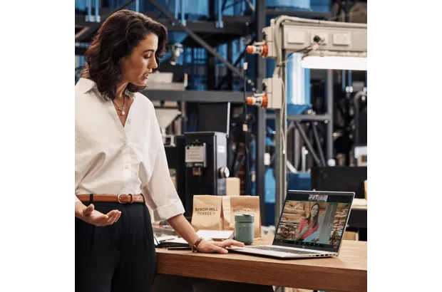 Laptop HP ProBook 455 G10 / 968R3ET / AMD Ryzen 7 / 16GB / SSD 512GB / AMD Radeon / FullHD / Win 11 Pro / Srebrny