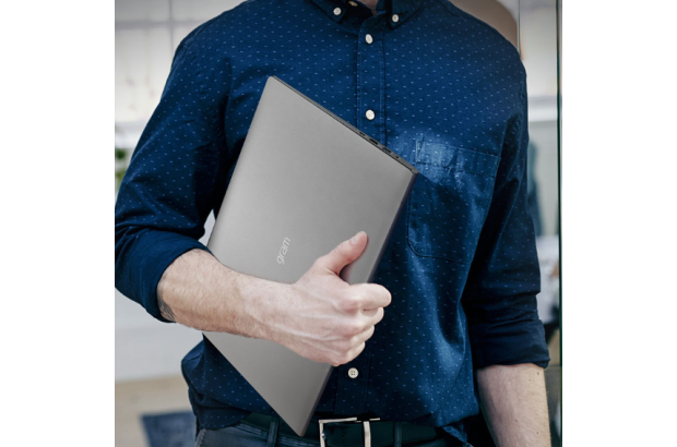 Laptop LG gram 16 / 16Z90R-H.AAS7U1 / Intel i7-13 / 16GB / SSD 1TB / Intel Xe / WQXGA / Dotyk / Win 11 / Czarny