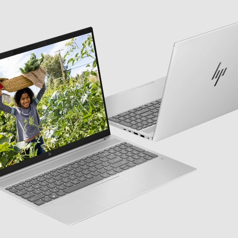 Laptop HP Pavilion Plus 16-ab1025cl / 9R8T4UA / Intel ultra 7 / 32GB / SSD 1TB /  NVIDIA RTX 4050 / WQXGA / Win 11 / Srebrny