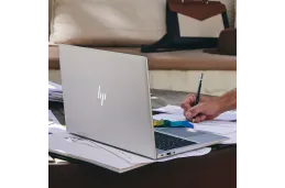 Laptop HP EliteBook 850 G8 / 345C7UT / Intel i5-11 / 16GB / SSD 1TB / Intel Xe / FullHD / Win 11 / Srebrny