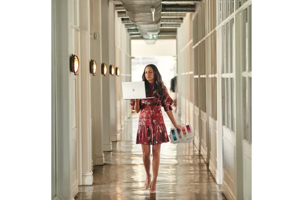 Laptop HP EliteBook 850 G8 / 345C7UT / Intel i5-11 / 32GB / SSD 2TB / Intel Xe / FullHD / Win 11 / Srebrny