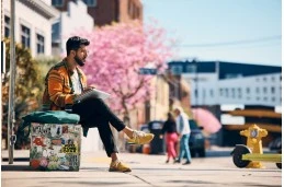 Laptop 2w1 HP ENVY x360 15-ew1073cl / 7F5R0UA / Intel i7-13 / 32GB / SSD 1TB / Intel Xe / FullHD / Dotyk / Win 11 / Srebrny