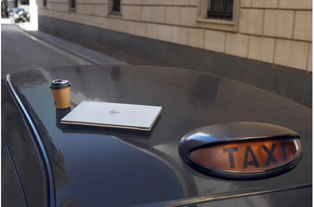 Biznesowy Laptop HP EliteBook 645 G11 / AQ8X0EC / Ryzen5 PRO 7535U / 32GB / SSD 2TB / Radeon /  WUXGA / Win 11 Pro / Srebrny