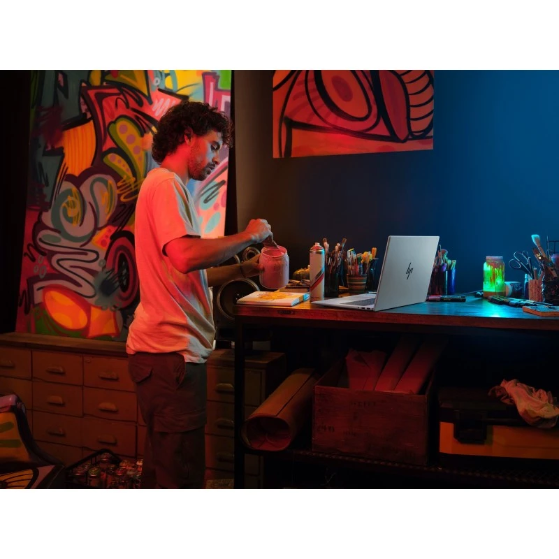 Laptop HP Envy 17-da0002na / A18XFEA / Intel Ultra 5 / 16GB / 1TB / Intel Arc / FullHD / Dotyk / Win 11 / Srebrny