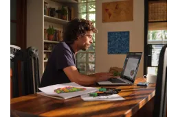 Laptop HP Envy 17-da0003na / A20JZEA / Intel Ultra 5 / 16GB / 512GB / Intel Arc / FullHD / Dotyk / Win 11 / Srebrny