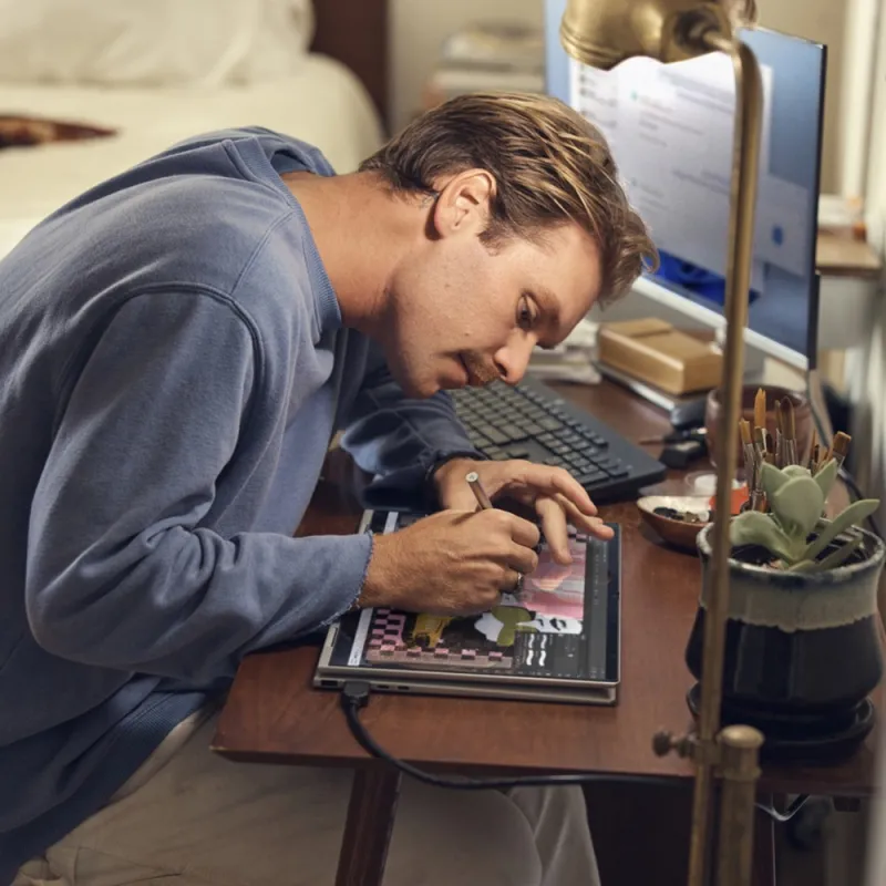 Laptop 2w1 HP Envy x360 15-fe0013nw / 88C64EA / Intel i7-13 / 16GB / SSD 512GB / Intel Xe / FHD / OLED / Dotyk / Win 11