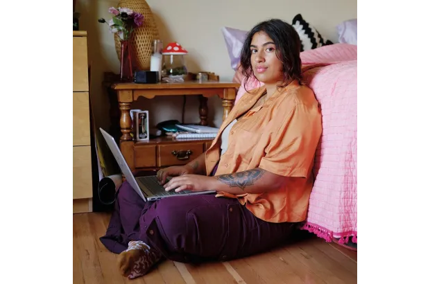 Laptop HP 15-FD0239 / A4DP0UA / Intel N200 / 16GB / SSD 512GB / Intel UHD / HD / Win 11 / Czerwony