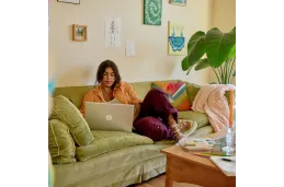 Laptop HP 15-FD0239 / A4DP0UA / Intel N200 / 16GB / SSD 1TB / Intel UHD / HD / Win 11 / Czerwony