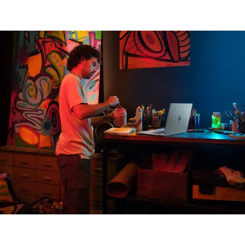 Laptop Envy HP 17-da0011na / A30RKEA / Intel Ultra 7 / 32GB / SSD 1TB / Intel Arc / FHD / DOTYK / Win 11 Pro / Srebrny