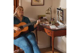 Komputer AIO HP 27-cr0047nf / 9S247EA / AMD Ryzen 5 / 16GB / SSD 512GB / Radeon / FullHD / Win 11 Pro / Biały