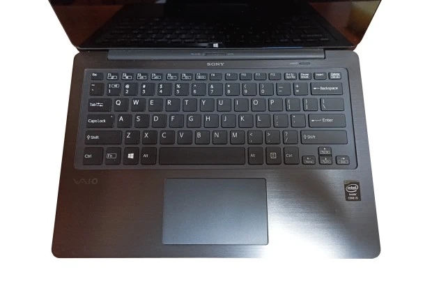 Laptop Sony Vaio SVF13N190X / Intel Core i5-4200U / 8GB / 128GB SSD / Intel HD 4400 / 13,3" FHD / Win 10 / Czarny