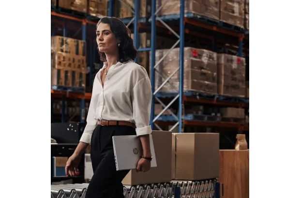 Laptop do pracy HP ProBook 460 G11 / A38DPET / Intel Core 7 / 64GB / SSD 2TB / Intel / WUXGA / Win 11 Pro