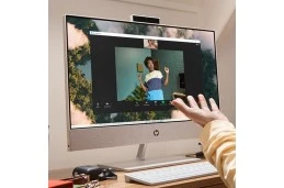 Komputer All in One HP 27-ca0075nf / 9Z2Y5EA / AMD Ryzen 7 / 32GB / SSD 2TB / AMD Radeon / QHD / Win 11 Pro / Biały