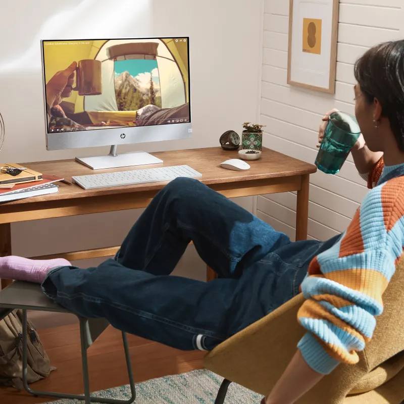 All in One HP Pavilion 27-ca2073ns / 944C6EA / Intel i5-13 / 16GB / SSD 1TB / NVIDIA RTX 3050 / FullHD / Win 11 Pro / Biały