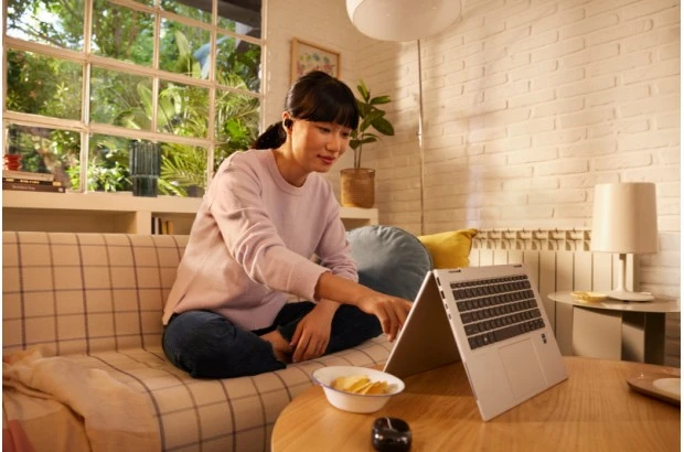 Laptop 2w1 HP x360 EliteBook 1040 G10 / BR4S8E8 / Intel i5-13 / 16GB / SSD 256GB / Intel Xe / WUXGA / Dotyk / Win 11 Pro