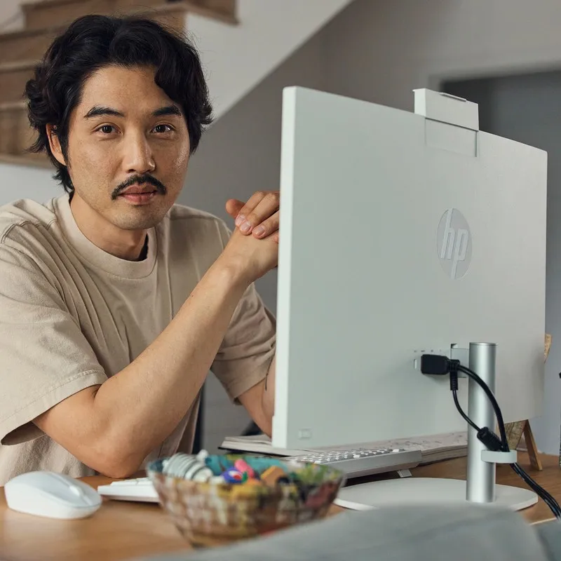 Komputer All in One 24-cr0020ns / 8L8R2EA / AMD Ryzen 5 / 16GB / SSD 512GB / Radeon / FullHD / Win 11 / Biały