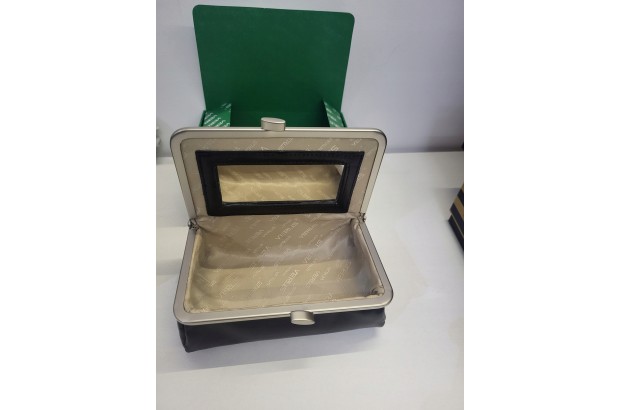 VIP Collection damska malutka kosmetyczka z lusterkiem skóra licowa