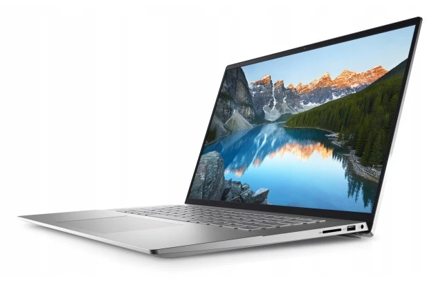 OUTLET Laptop Dell Inspiron 5620 / INS0129312-R0021566 / Intel Core i5 / 8GB / SSD 512GB / Intel Xe / FullHD / Win 11