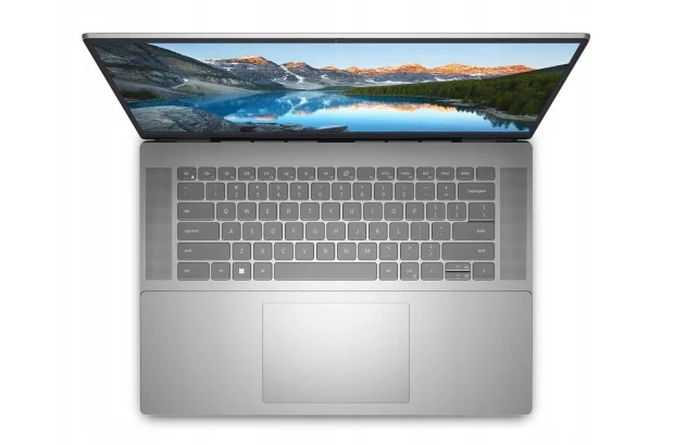 OUTLET Laptop Dell Inspiron 5620 / INS0129312-R0021566 / Intel Core i5 / 16GB / SSD 512GB / Intel Xe / FullHD / Win 11