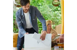 Komputer AIO HP Envy Move 24-cs0002na / 8U897EA / Intel i5-13 / 16GB / SSD 1TB / Intel UHD / QHD / Win 11 / Biały