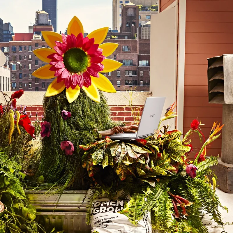 Laptop HP OMEN Transcend 16T-U100 / 8M1Q6AV-CTO-01 / Intel i9-14900HX / 32GB / SSD 1TB / RTX 4070 / WUXGA / Win 11 Pro / Czarny