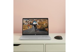 Laptop HP 17-CN2068CL / 8L5Y1UA / Intel Core i5-12 / 32GB / SSD 1TB / Intel Xe / FullHD / Win 11 Pro / Srebrny