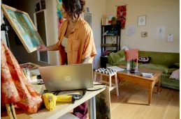 Laptop HP 15-fd0105ds / A93VBUA / Intel N100 / 8GB / UFS 128GB / Intel UHD / HD / Dotyk / Win 11 / Niebieski