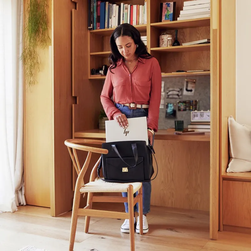 Laptop HP EliteBook 845 G11 / B13FREC / AMD Ryzen 5 / 32GB / SSD 1TB / AMD Radeon / WUXGA / Dotyk / Win 11 Pro / Srebrny