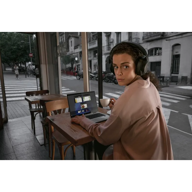 Laptop HP EliteBook 835 G11 / BM2P9E8 / AMD Ryzen 7 Pro / 16GB / SSD 1TB / AMD Radeon / WUXGA / Win 11 Pro / Srebrny