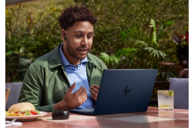 Laptop HP EliteBook X G1i 14 / B9ZY5ET / Ultra 7 / 5G LTE / 32GB / SSD 1TB / Intel Arc / WUXGA / Win 11 Pro / Niebieski