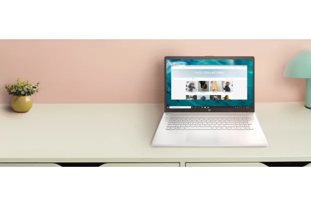 Laptop HP Pavilion 17-cn4071cl / B9LQ4UA / Core 7 / 32GB / SSD 1TB / Intel Xe / FullHD / Win 11 Pro / Srebrny