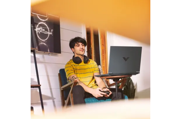 Laptop HP Victus 15-fa2709wm / B90X0UA / Intel i5 / 16GB / SSD 512GB / Nvidia RTX4050 / FullHD / 144HZ / Win 11 / Czarny